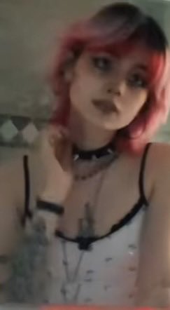 LovingLilyRenee's tweet photo. Red Haired Goddess (1/2) https://t.co/HKFzQmWbma
