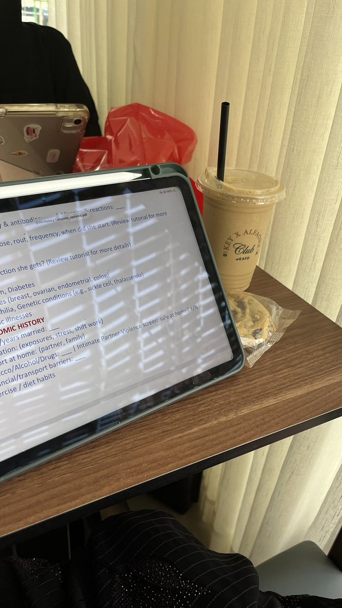 medSabrah's tweet photo. الحمدلله اليوم سويت اشياء بسيطه زي محاكي عمليه جراحية ونسقت طاوله البرنامج ثم ناقشت حاله مع الدكتوره وطلعت اذاكر لاختبار https://t.co/dP4Q9wwIaJ