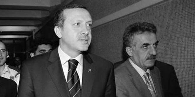 faruk_sonerr's tweet photo. --------------SON DAKİKA---------

AK PARTİ GENEL BAŞKAN YARDIMCISI HAYATİ YAZICININ OĞLU MUSTAFA YAZICI FON SORUŞTURMASI KAPSAMINDA TÜM MALVARLIĞINA TEDBİR KONULDU 

#HalkınSesiAnaPara #TeraPortföyeElKonulsun #AnaParamızıGeriVerin #KSAFonu #LikitFonlar #MilliPara #FonMağdurlarıZorDurumda #AnayaAtayaAhdeVefa