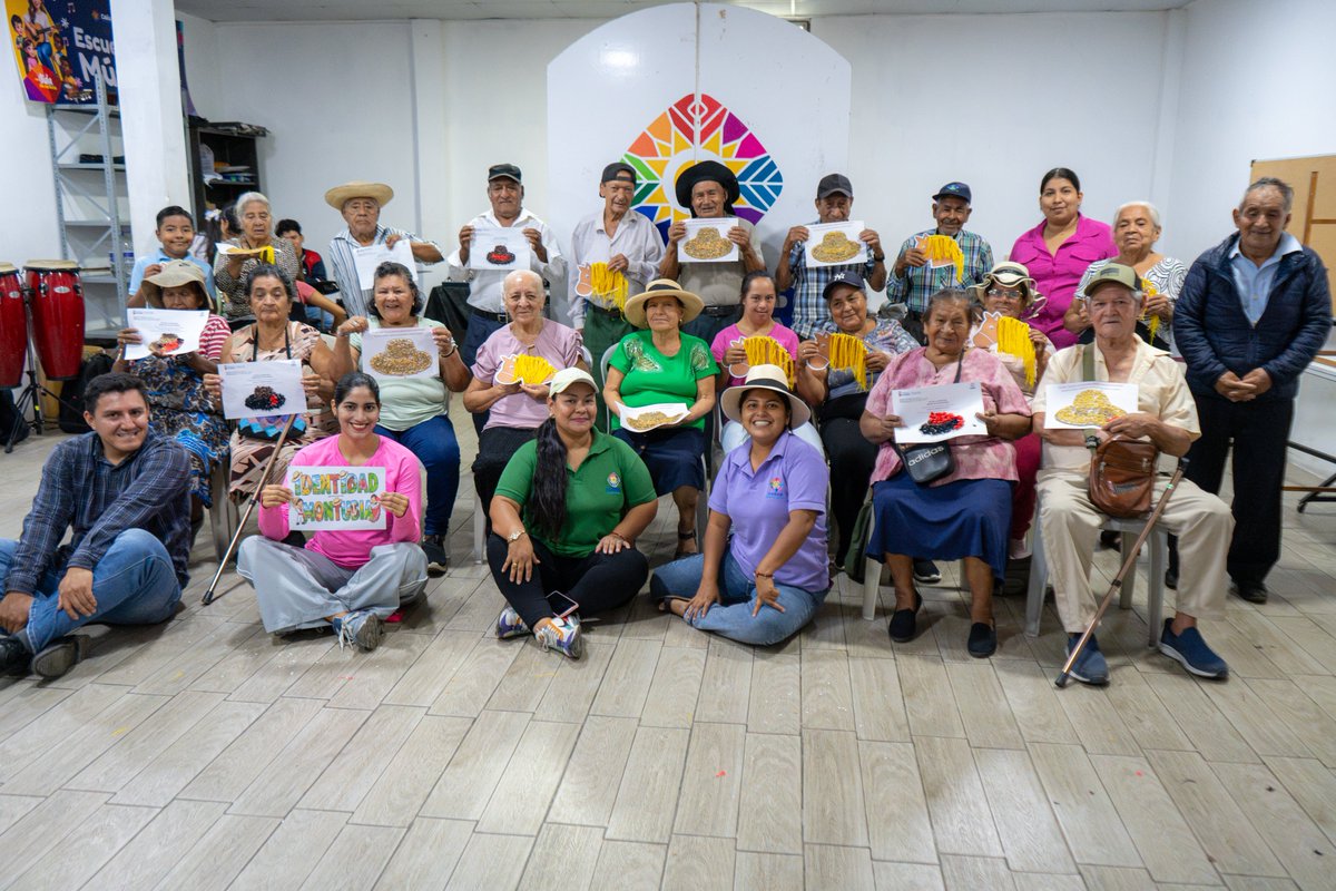 PrefecturaCanar's tweet photo. 🤠🌾 ¡Tradición que se vive, comparte y nos une!

Con amorfinos, creatividad y mucha alegría conmemoramos el 𝐃𝐢́𝐚 𝐝𝐞𝐥 𝐌𝐨𝐧𝐭𝐮𝐯𝐢𝐨 junto a nuestros adultos mayores, con y sin discapacidad. 💚 https://t.co/XNwDwXb982