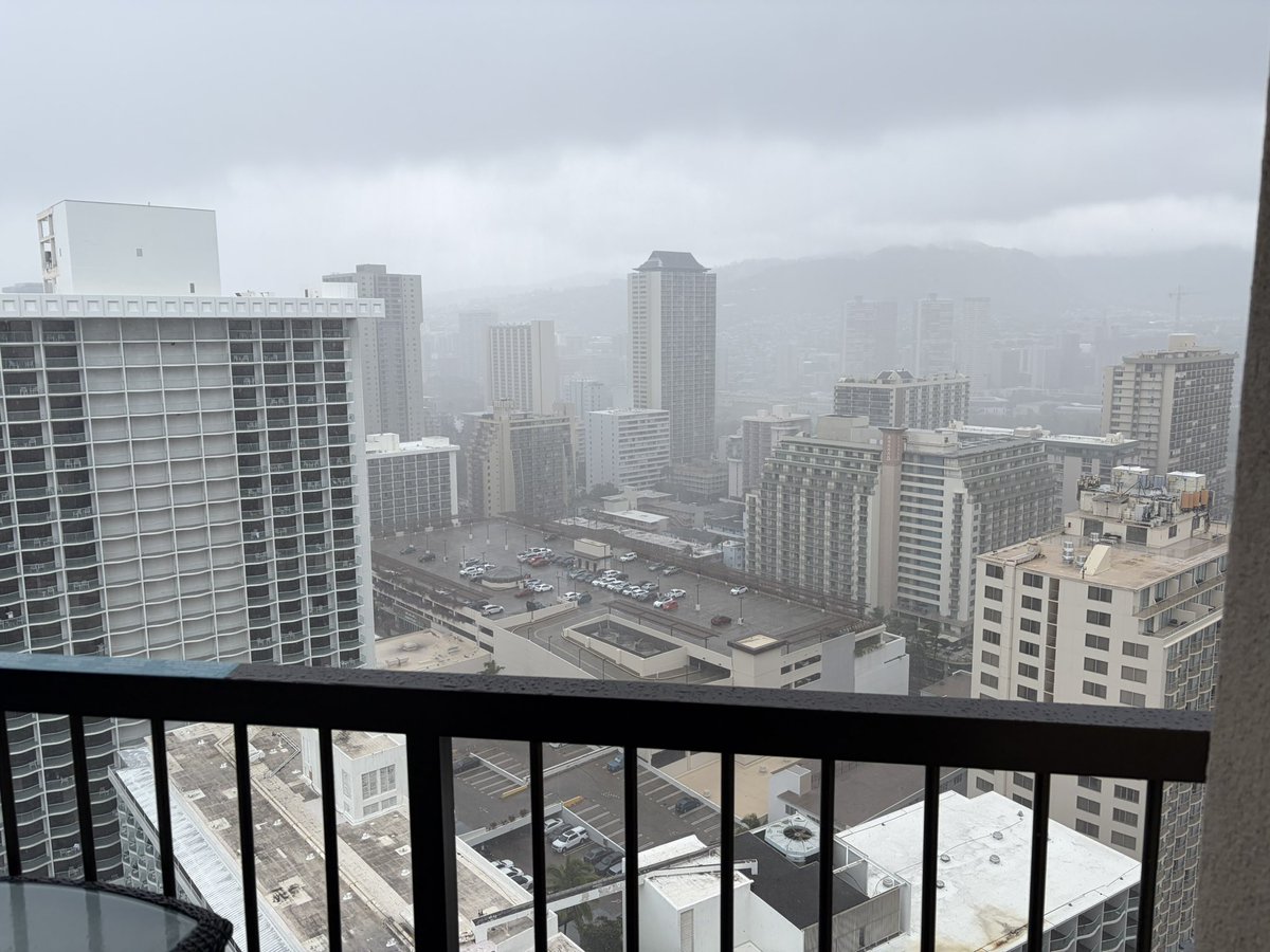 hypermalloy's tweet photo. 今日は大雨 https://t.co/grjlWDhJbX