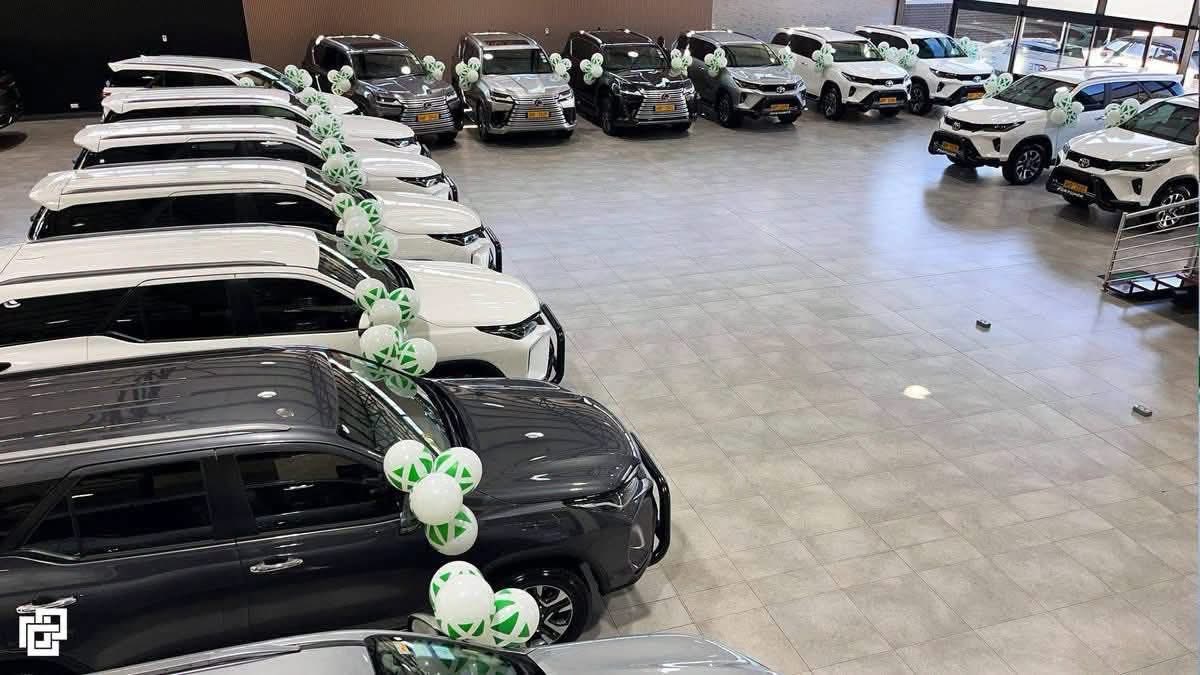 Kibet_bull's tweet photo. Chivayo had donated this cars to churches and church leaders in his country some weeks ago.

You can’t bribe God. https://t.co/vvXjlWtus4