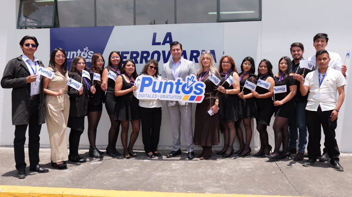 MIT_Ecuador's tweet photo. #Pichincha | Puntos Digitales Gratuitos: acercando la tecnología a la ciudadanía. 💻🇪🇨

El viceministro de Tecnologías de la Información y Comunicación, Ricardo Gutiérrez, entregó 100 certificados a usuarios del Punto Digital Gratuito (PDG) Ferroviaria, en el sur de Quito, quienes culminaron con éxito sus procesos de capacitación y fortalecieron sus competencias digitales. 👏📚

🌐 A través de este PDG, más de 55.000 ciudadanos del sector han encontrado un espacio para aprender, acceder a herramientas tecnológicas y fortalecer sus conocimientos, generando nuevas oportunidades para su desarrollo personal y profesional.

✅ Cada capacitación deja una herramienta, cada herramienta abre nuevas posibilidades y cada aprendizaje puede transformar una historia.

🤝 Desde el MIT, seguimos acercando la tecnología a la ciudadanía, impulsando el aprendizaje y generando nuevas oportunidades para construir un futuro con más desarrollo para el país. 🇪🇨