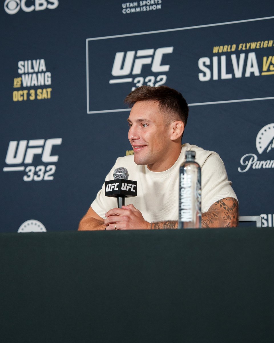 Ribovics on the mic 🎤

[ #UFC332 | OCT 3 | LIVE at 8pmET on @​ParamountPlus and @​CBS ] 
 [📷](https://pbs.twimg.com/media/HTfOIl3awAAmb7u.jpg) https://pbs.twi