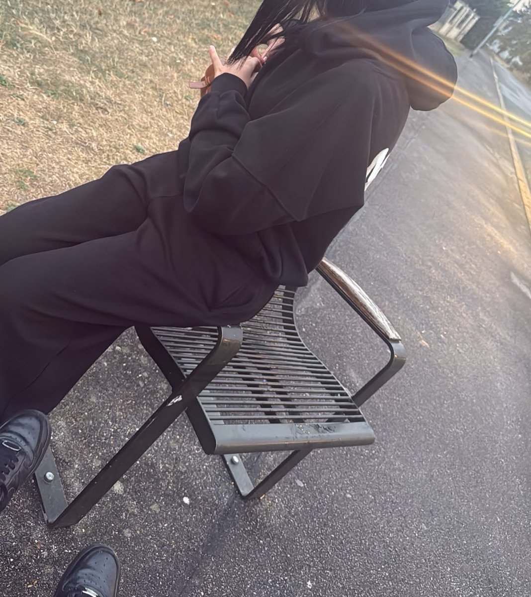 iamafreakhoe's tweet photo. On a écouté Bir Hakeim et on a pleuré toutes les deux #DreamDate #ILoveMyBFF #BestFriend4Eva https://t.co/5lwmBy3pwo