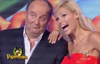 alessiouchihax's tweet photo. Gerry e Michelle che tornano insieme in un programma dopo gli anni di Paperissima il venerdì sera e Striscia La Notizia in primavera negli ultimi anni...
#LaRuotadeiCampioniedelleStelle
#LaRuotadellaFortuna
#CosediTv #Canale5 #Mediaset https://t.co/KQw6Tt30Nr