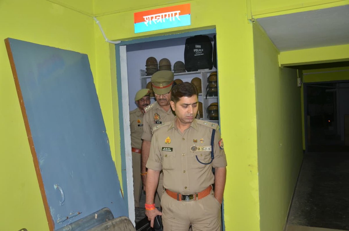 baghpatpolice's tweet photo. https://t.co/KB0DVW1JYT