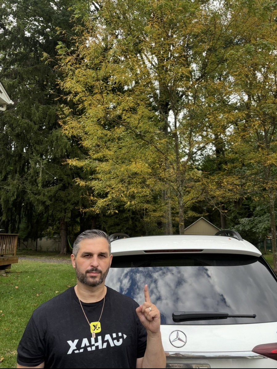 iMawake2reset's tweet photo. #XahauNetwork continues to innovate and elevate the r-address to a new level. 

From @XahauCards to @One_Xahau to @Xahau_Vault and now most recently the @XahTipBot bringing back the @xrptipbot vibes.

This is why I know XAHAU is the # ☝️ Smart contract Solution for the finternet and beyond 🚀

Don’t get me started on the other amazing projects from the Xahau ecosystem that are coming from Evernode.