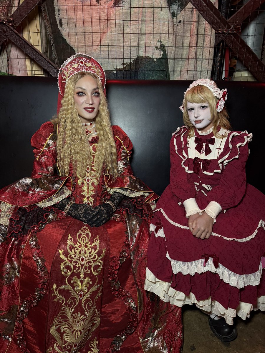 heiseifunk's tweet photo. lio told me to post my picture with mama kaya in our cute red dresses https://t.co/RZX0CcSvvH