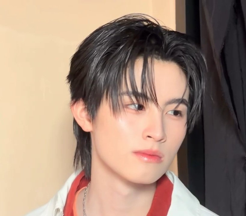 airada_1's tweet photo. เป็นแก้วเป็นแสงมาก 

MISE EN SCENE AA HAIR MARK
#MISEenSCENEXAA
#AAashirakorn https://t.co/x4GPwTc1vg
