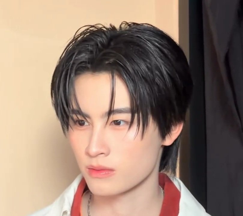 airada_1's tweet photo. เป็นแก้วเป็นแสงมาก 

MISE EN SCENE AA HAIR MARK
#MISEenSCENEXAA
#AAashirakorn https://t.co/x4GPwTc1vg