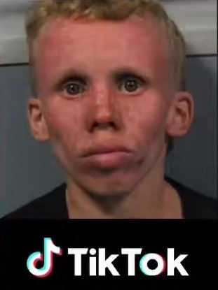 9jayardbird's tweet photo. @SeeRacists The high I.q sup3rior race smh 🤦🏾 https://t.co/sfiQk2t5HU