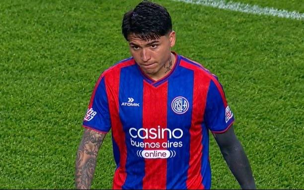 leanrotondo's tweet photo. ¿Farias al lado de Cardillo o Tripichio?Un doble 5 llamativo el de la práctica de hoy en #SanLorenzo.

Matías Reali completó el ataque con Cuello y Auzmendi.

Algunas dudas en el armado del equipo, de cara al sábado. https://t.co/kmV9LCwHAO