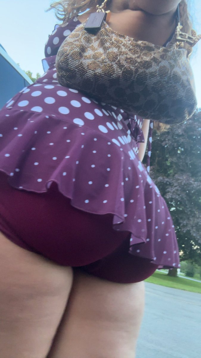 onlyalicehermes's tweet photo. The shorts didn’t really help lol 🤭#Linkup #DallasLinkup #DFWLinkup #TexasLinkup #Hookup #DallasHookup #NSFW #ThirstTrap #SexySelfie #Body https://t.co/Adnotf5o6w