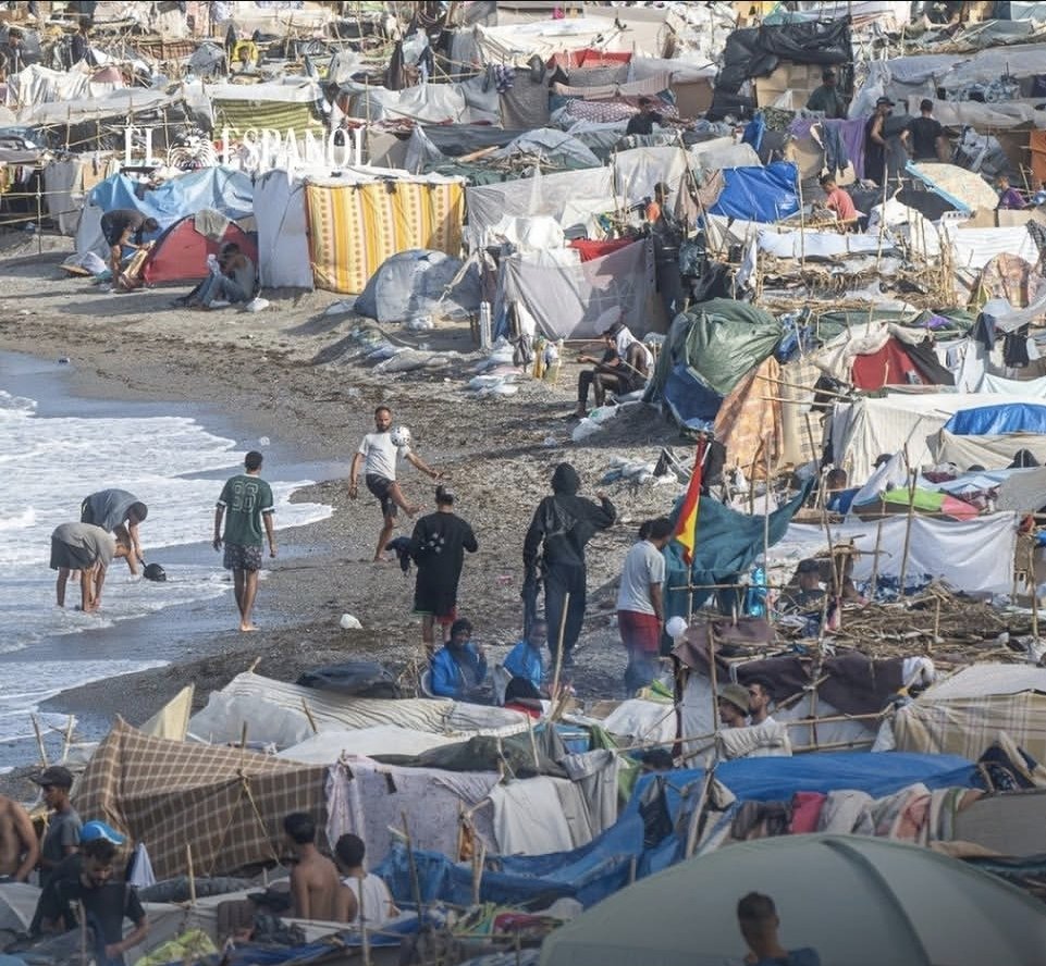 TuiteroMartin's tweet photo. Hoy se cumplen 2 meses de invasión de Ceuta.

Ni olvido ni perdón. https://t.co/2xc81ygWJ7