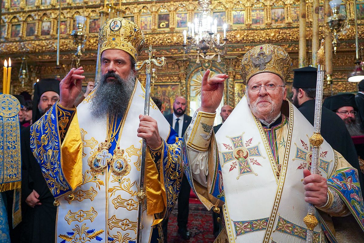 hickman0000's tweet photo. An open letter signed by thousands of clergy, monastics, and laypeople of the Bulgarian Orthodox Church has officially been filed for the consideration of Patriarch Daniil and the Bulgarian Synod calling for the concelebration of services with Ecumenical Patriarch Bartholomew not to be permitted at Rila Monastery on October 19. 

They cite his likely commemoration of Epiphany Dumenko and the OCU while presiding as unacceptable and say he has “legitimized schism.” 

Archimandrite John Filipov, one of the signers, writes: 

“With all due respect for his rank, zealous Orthodox Christians among our church people do not wish to pretend that everything is supposedly fine and hypocritically receive him as ‘the good shepherd,’ but wish to demonstrate their disagreement with his anti-dogmatic and anti-canonical actions.”