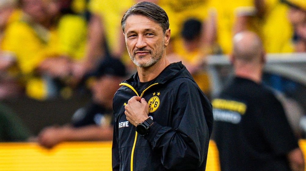 LafonateBVB's tweet photo. Jeder, der jetzt sagt, eine Vertragsverlängerung mit #Kovac wäre ein Fehler, wäre doch der Erste, der rumheult, wenn ein neuer Trainer kommt und wir plötzlich nicht mehr regelmäßig gewinnen.

Ja, der Fußball unter Kovac ist nicht geil anzusehen. Aber er hat diese Mannschaft fitter, disziplinierter und stabiler gemacht und liefert Ergebnisse ( Zweitbester Punkteschnitt seit 2000)

Man muss Kovac nicht lieben oder seinen Fußball feiern. Aber so zu tun, als hätte er keine Argumente für eine Verlängerung geliefert, ist einfach Quatsch.

#BVB