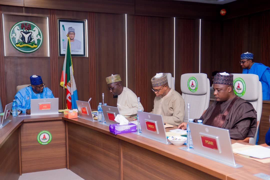 KatsinaStateNg's tweet photo. DEVELOPING:

The Katsina State Executive Council is currently holding its 16th meeting of 2026 at the  Government House, Katsina, chaired by Governor Malam Dikko Umaru Radda.

The meeting brings together commissioners and  senior government officials to deliberate on key policy matters, development programmes and issues affecting the growth and development of the state.

Details later.