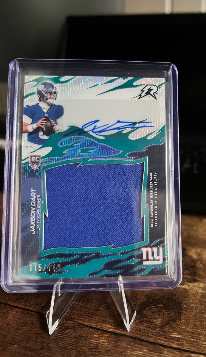 leanin28's tweet photo. @CardPurchaser couple nice NYG cards https://t.co/5c6kReFS89