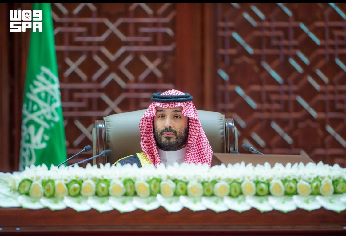 aalharbif99's tweet photo. حضور سمو ولي العهد ما شاء الله تبارك الله ، يختصر الكثير من الكلمات ، ثقةٌ وهيبة، ووضوحٌ في الرؤية ،وإيمانٌ بوطن عظيم يمضي بثبات نحو مستقبله.

حين يتحدث سمو ولي العهد الأمير #محمد_بن_سلمان‌ ، لا يكون الحديث مجرد خطاب ، بل قراءة واضحة لمكانة وطن ومسيرة دولة تعرف أين تقف وإلى أين تمضي.

سيدي سمو ولي العهد يرسم بلغة واضحة ملامح وطن قوي باقتصاده ،راسخ بمؤسساته ،حاضر بثقله ،وقادر على حماية مصالحه وصناعة مستقبله.

حفظ الله سيدي ولي العهد، وحفظ وطننا شامخاً عزيزاً، وأدام على المملكة أمنها وعزها وازدهارها 🇸🇦
#الخطاب_الملكي_في_الشورى