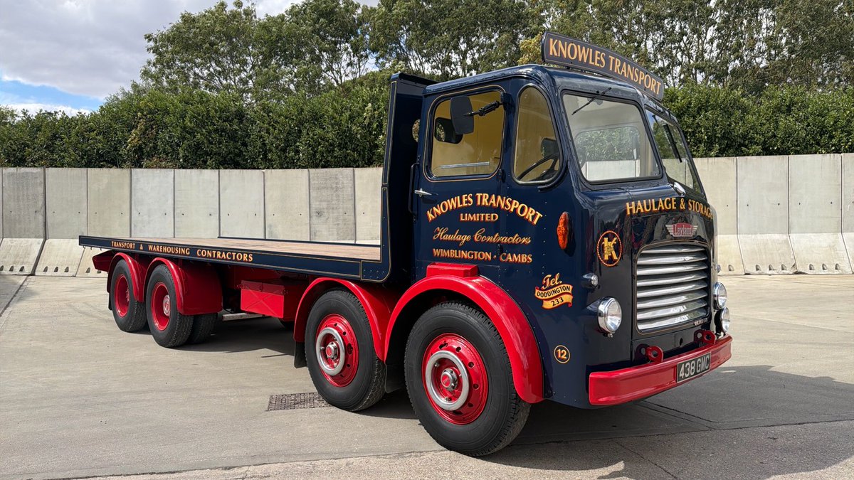 CVAAuctions's tweet photo. The Evolution of the Octopus.

Built 10 years apart, the first in 1955 and the second 1965 which are fitted with the all steel LAD cab.

📅 10th October | 9:30am | Onsite &amp; Online | Wimblington 

#LeylandOctopus #ClassicCommercials #VintageTruck #KnowlesTransport #Transport https://t.co/zbIwnMASSL