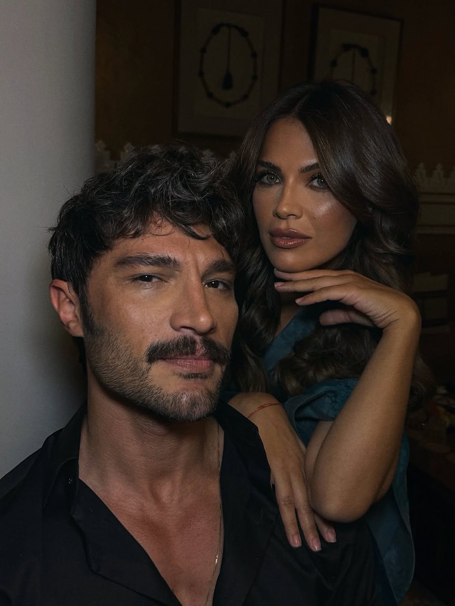 delenaeternity2's tweet photo. The hot couple ❤️‍🔥 #YilSer #BiranDamlaYılmaz #ilhanşen #HalefKöklerinÇağrısı https://t.co/uY585ojQjF