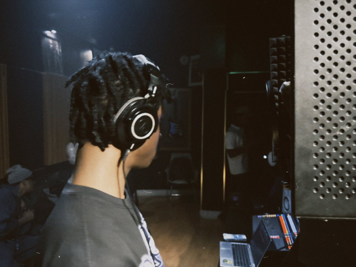 Nast_asf's tweet photo. New Music OTW #trapstar 
📸: @thisissmxn_ https://t.co/n8fFC7GVmA