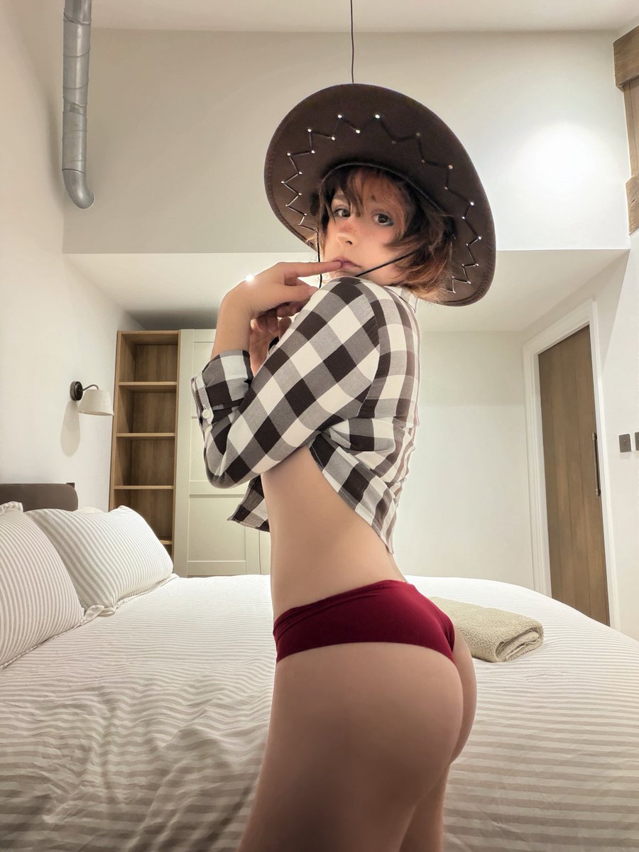 sweepkii_'s tweet photo. Boy..girl? Who cares.. just goon! ;3 https://t.co/B6VwHwvdgp