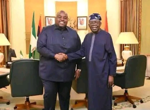 omwambaKE's tweet photo. Wicknell Chivayo, who lived a full life with unfettered access to several African presidents, is gone. https://t.co/aSOw4PccM3