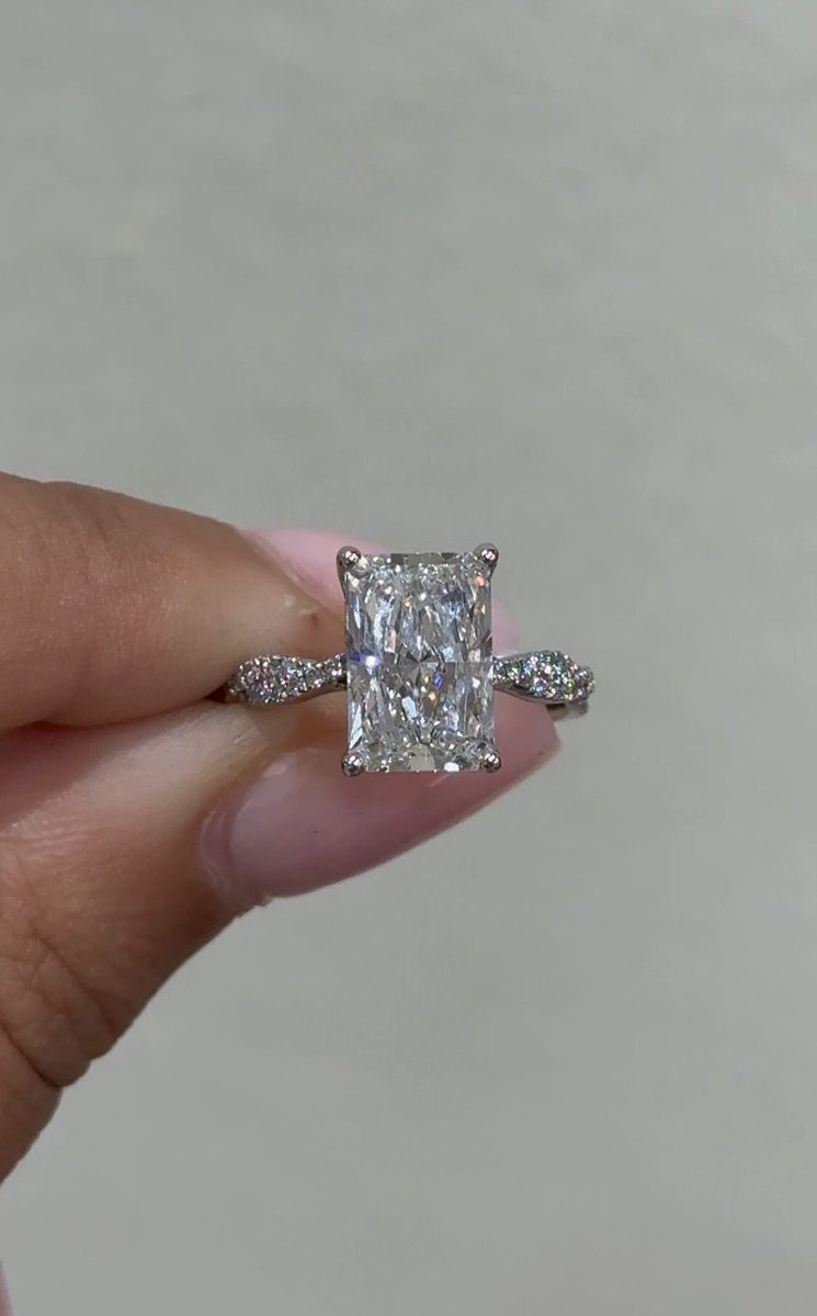 _joshmcintyre_'s tweet photo. Sidenote: I spent ages researching &amp; designing ring (so many CADs) https://t.co/hcHMcbSJXI