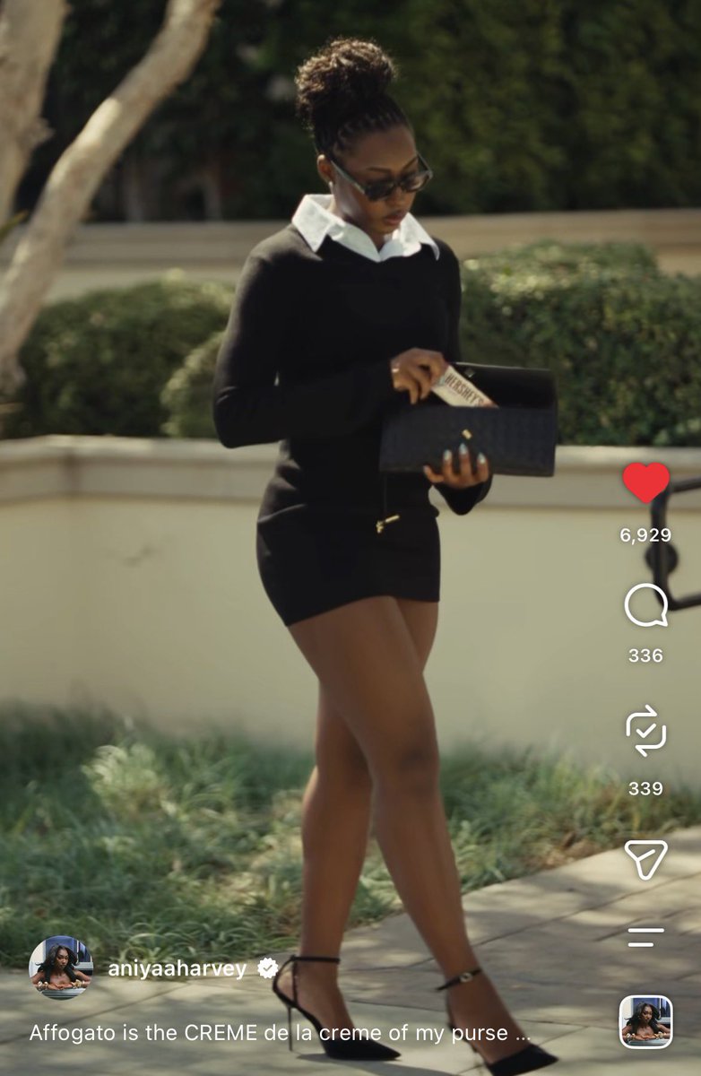 FlowerGgirly's tweet photo. Aniya Ending the Month with a ‼️ ‼️ BANG
#AniyaXHershey https://t.co/qQ5L4ZGHo3