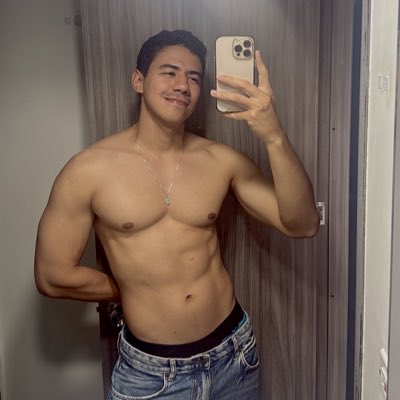 geritoco's tweet photo. #NuevaFotoDePerfil https://t.co/xaMUEF3zEc