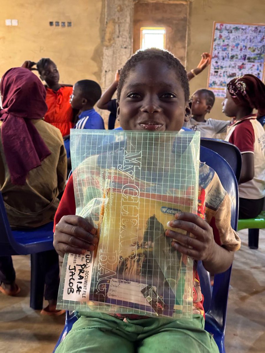 COALNG's tweet photo. GAEF's new curriculum pilot began with baseline assessments across our partner centers. Knowing where every child starts helps us track their progress, see how they engage, and keep improving the curriculum.
#COALNG #GAEF #GrassrootEducation #Literacy #EducationForAll https://t.co/VkdjrRLVmH