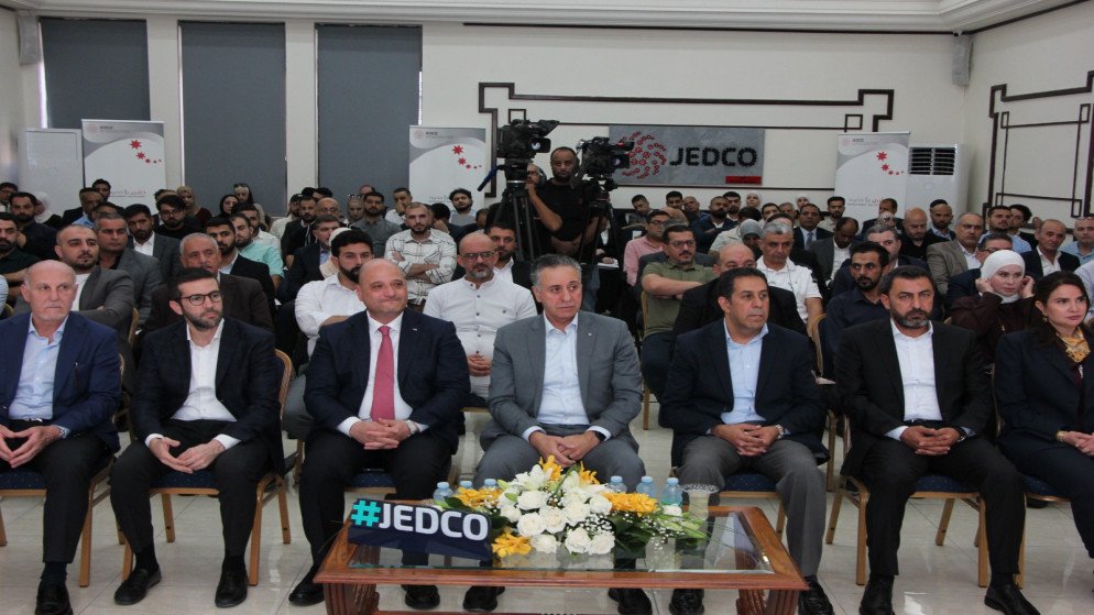 Jo_0now's tweet photo. 3 ملايين دينار لدعم الأفكار التي تصنع فرص الغد! 🇯🇴
المؤسسة الأردنية لتطوير المشاريع الاقتصادية جيدكو توقّع 115 اتفاقية دعم ضمن برنامجي اِعمل مشروعك وتطوير في خطوة تعزز نمو المشاريع الاقتصادية وتدعم رواد الأعمال نحو تحويل أفكارهم إلى مشاريع وفرص إنتاجية واعدة https://t.co/vjVsX20mcU
