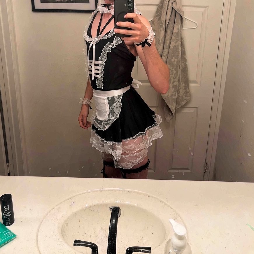 lovercuck01's tweet photo. Can you tell I’m wearing my QOS lingerie underneath #closetsissy #BBC #whiteboy #whiteboi #maiddress #maid #sissymaid https://t.co/8AOlrvIUmN