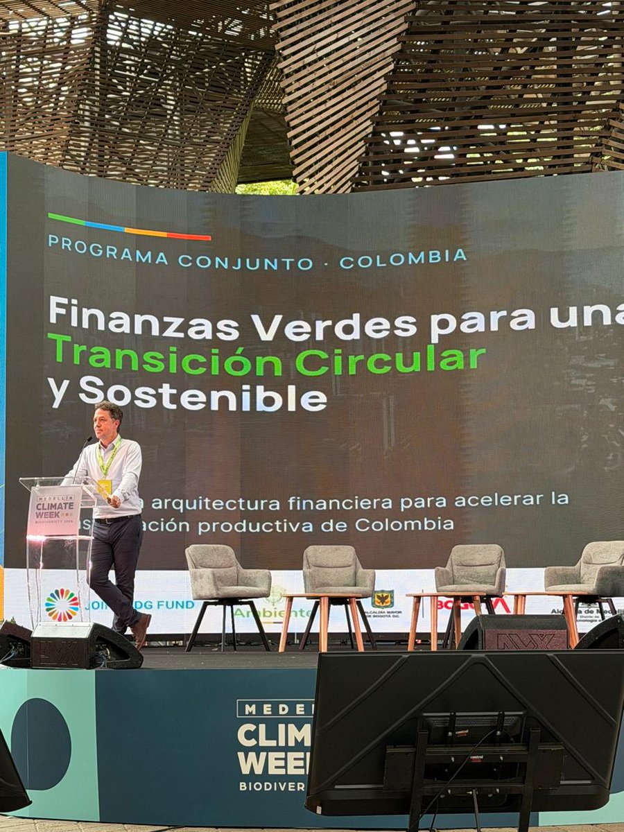 onucolombia's tweet photo. En #ClimateWeek Medellín, @PnudColombia y @ONUDIColombia, con apoyo de @JointSDGFund, lanzan iniciativa "Finanzas verdes para una transición circular y sostenible", para movilizar capital, asistencia técnica y alianzas para transformación productiva en 🇨🇴. https://t.co/Tici7pLub4 https://t.co/0EmUsSsvSa