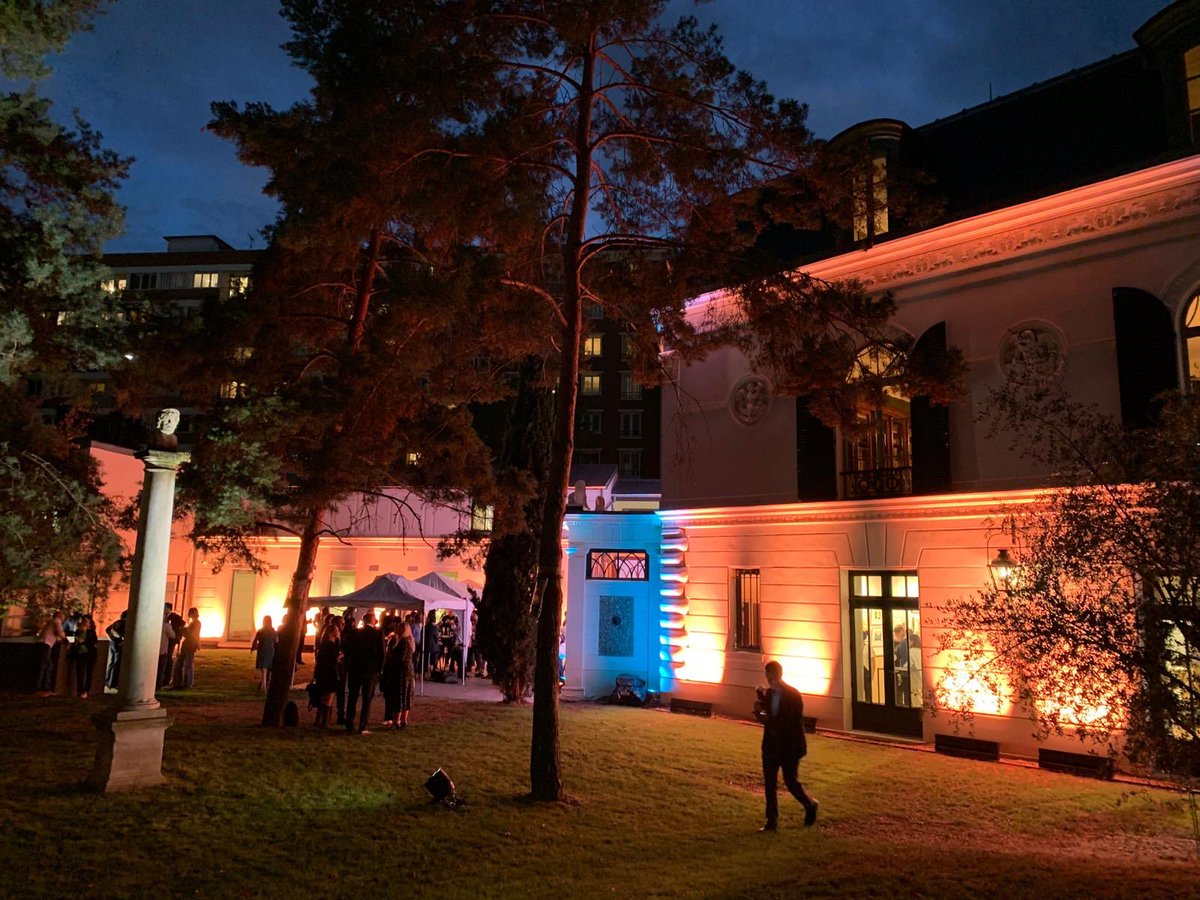 AcadBeauxarts's tweet photo. Soirée de réouverture de la Bibliothèque et Villa Marmottan à Boulogne-Billancourt.
Le site rouvre ses portes au public après 5 ans de travaux. https://t.co/JAAk72w8DC