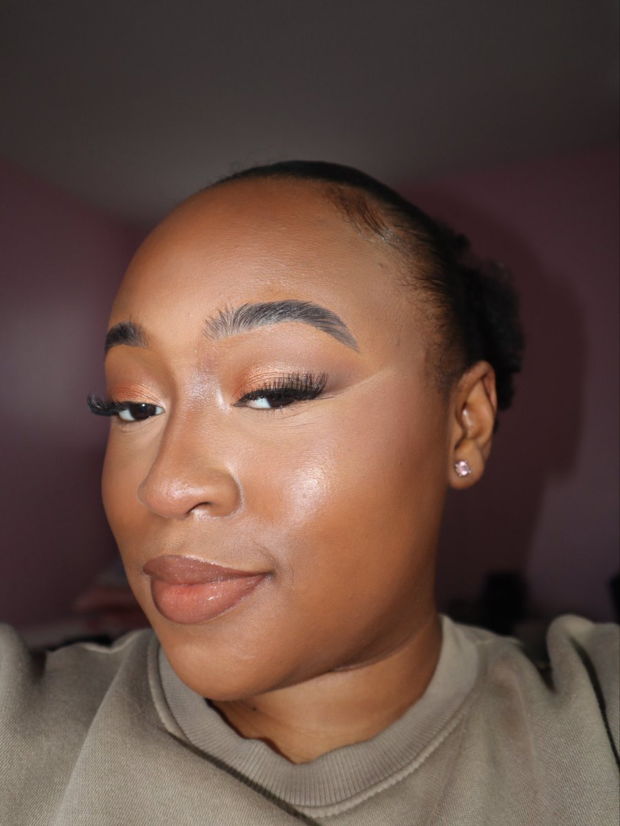 kodiejiogu's tweet photo. @NYXCosmetics Never. #NormalizeFullGlam https://t.co/vD1ypfcb4L