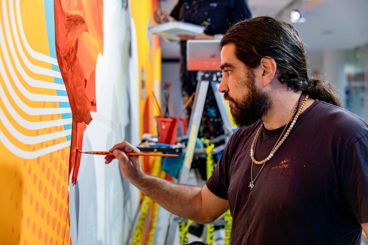 CityYearBoston's tweet photo. Earlier this year, the CIty Year Greater Boston office got a refresh with a beautiful new mural painted and designed by local artist Silvia Lopez Chavez with her assistant Mario E Ramírez 🎨❤
Thank you, Silvia and Mario for your vibrant work!
#CityYear #AmeriCorps #Boston https://t.co/axZEFdCH08