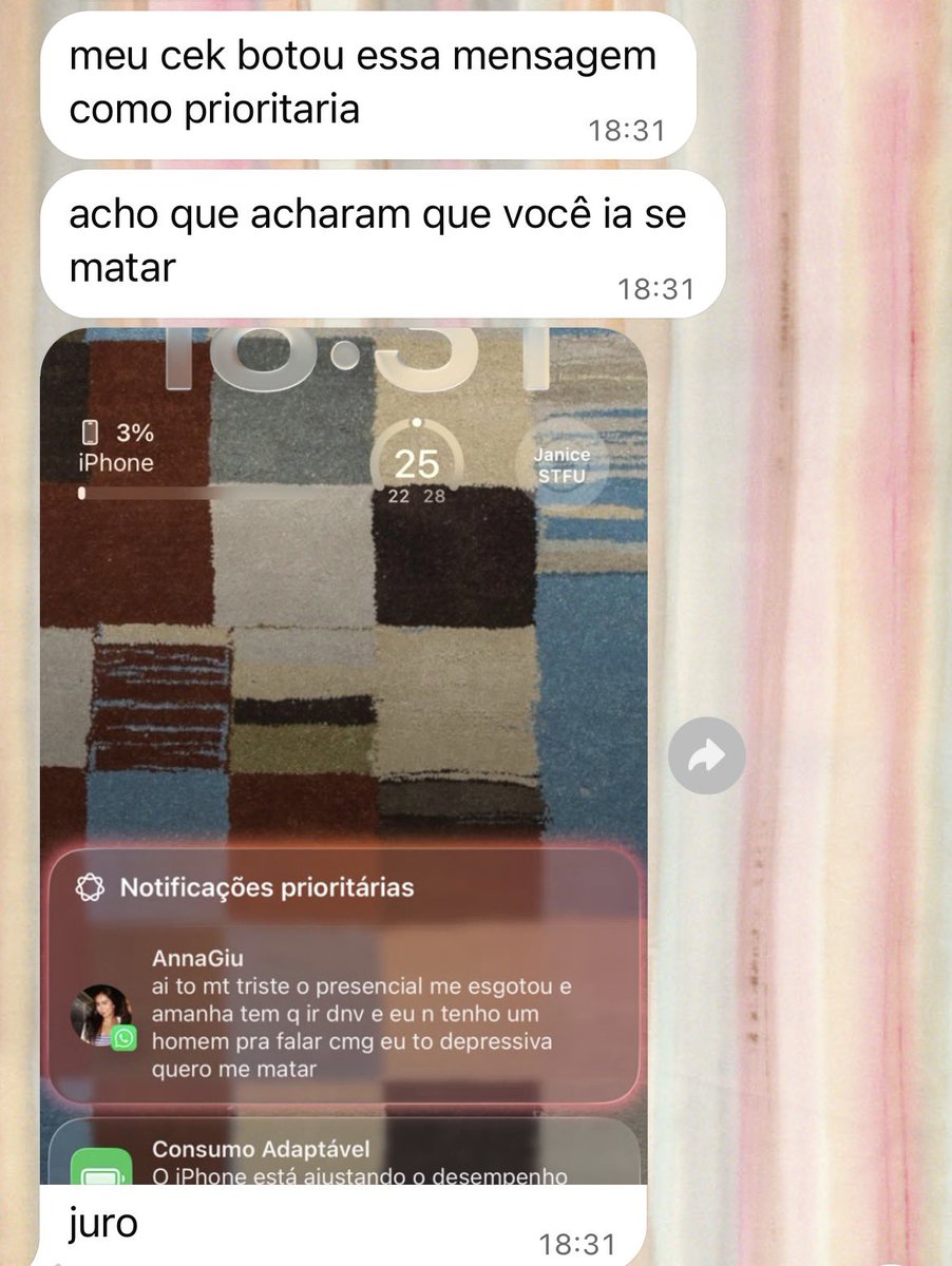 flulivs's tweet photo. mano o wpp da minha amg priorizando tudo problemático q eu falo https://t.co/ri98e6W7PX