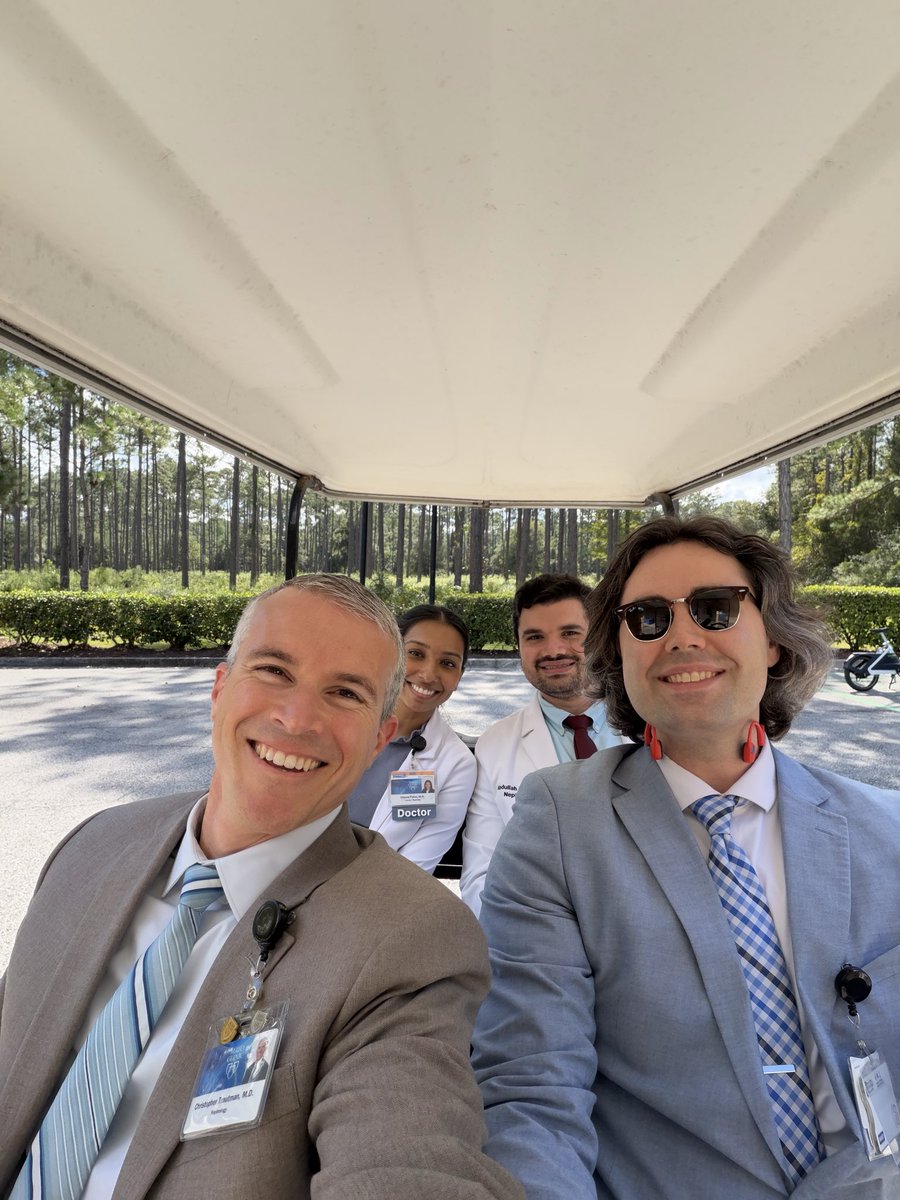 NephMao's tweet photo. Traveling in style… ����⛳️🛺
When your ride to the outpatient dialysis unit is a golf cart (nephrologist chauffeur not always included). Only at Mayo Clinic Florida!
Just another day of nephrology rounds at @MayoClinic Florida. 🫘🩺
#Nephrology #Dialysis #Kidney #MedEd https://t.co/Mse4BTjxHp