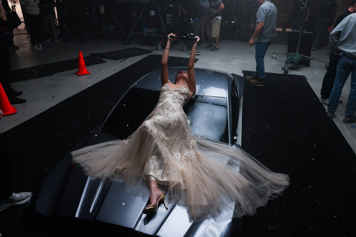 BalintBarbara23's tweet photo. PATIENT ZERO IS ACTUALLY UNHINGED 😭 the storytelling??? the production??? THE WAY SHE MADE “girl he did the same thing to me” INTO A SONG??? TAYLOR YOU WILL ALWAYS BE FAMOUS #PatientZero #TaylorSwift #Swifties https://t.co/HlnP2Dr59z
