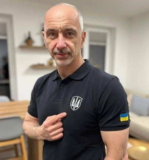 Sedlacek_Jan's tweet photo. Na některých místech kandidují lidé za hnutí Naše Česko, které vede Martin Kuba.

Pokud znáte někoho, kdo chce toto hnutí volit, pošlete jim tento snímek. Tady Kuba jednoznačně ukazuje, čí zájmy chce hájit. https://t.co/fPlkMsJUsi