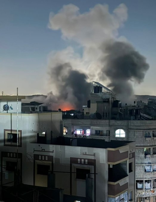 ferozwala's tweet photo. #BREAKING 
🔴Israeli strikes are being carried out in #Gaza City  

🔴The occupation aircraft launches an airstrike east of the Al-Tuffah neighborhood, east of Gaza City.

▪️Israeli occupation has killed 8 &amp; injured dozens of civilians so far today. 
#Palestine 
@qudsn https://t.co/xUAP3EpHcb
