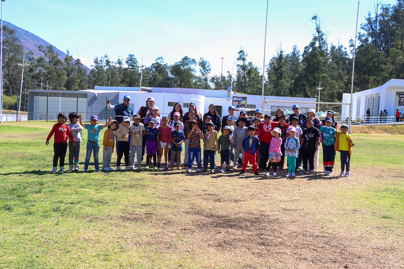 UISEK's tweet photo. La #UISEK desarrolló el Verano de Fortalecimiento en #SaludMental y #AlfabetizaciónDigital, reuniendo a niños, familias y estudiantes UISEK e internacionales de la CUL, Colombia.

Una experiencia de aprendizaje y vinculación con impacto social. 💙 https://t.co/6P6pp1ygE2