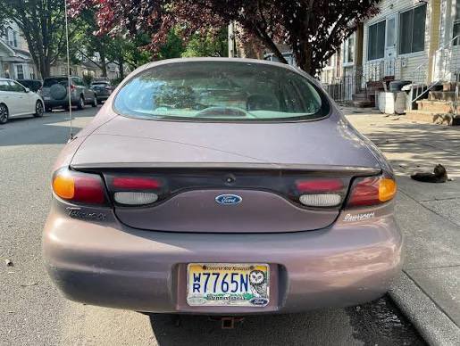 speed_visions's tweet photo. The infamous ‘98 Taurus that Don Miller and crew modified to get NASCAR to approve the new bodywork.

Looks absolutely wrong. Egregious shape on the tail compared to the real car for that year. https://t.co/ojC7ZaN4Mb
