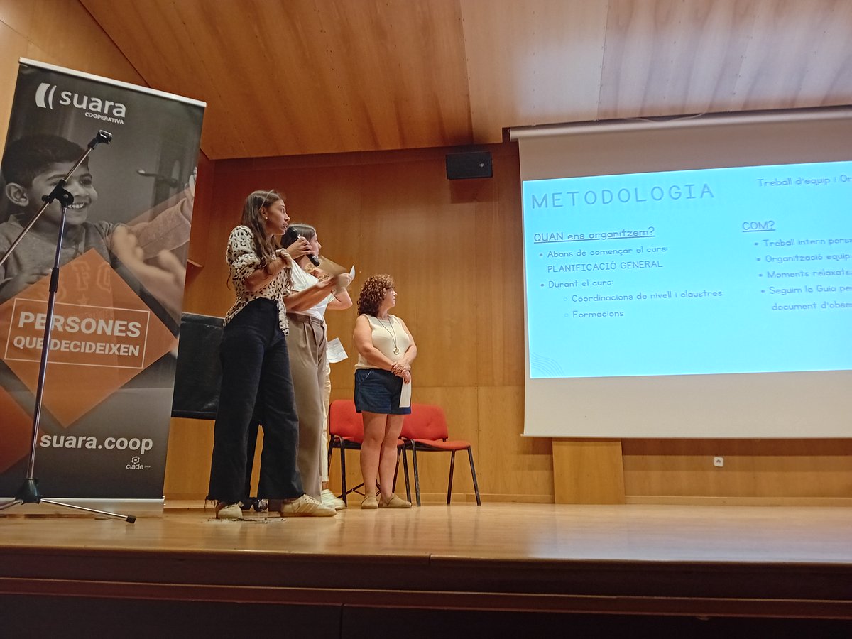 suaracoop's tweet photo. 📅 Més de 180 educadores a la IV jornada d'escoles Bressol de Suara

Dissabte passat, l'Auditori d'Abrera va acollir la IV edició de la trobada anual d'escoles bressol de Suara. Les professionals van compartir bones pràctiques en observació pedagògica i cloenda del projecte 'Building Thought'.

🔍 Què va passar?

🧑‍🍼Compartir experiències pedagògiques d'escoles bressol Taitom, Baldufa i Quermany Petit.
💬 Reflexions sobre comunicació amb famílies i qualitat educativa. 
📱✅ Tallers pràctics sobre narració pedagògica i l'ús de la imatge en l'educació.

Una fantàstica jornada d'aprenentatge! Fins a l'any que ve! 🌟

 #EducacióInfantil #EscolesBressolSuara