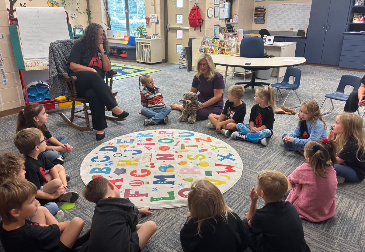 SecJennerIN's tweet photo. Connecting with students and educators is always the best! Had so much fun at Andrews and Horace Mann elementaries--- greeting students at drop-off, reading the daily announcements, practicing letters and numbers, reading books, and checking out their cool pumpkin creations! https://t.co/W6O7zmOpTw