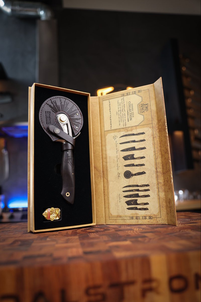 dalstrong's tweet photo. Bring Middle-earth to pizza night. 🧙‍♂️🍕

The Official Lord of the Rings™ x Dalstrong Pizza Wheel combines premium craftsmanship with iconic LOTR-inspired engravings. ✨

Shop now at https://t.co/LqglyGH0q5

#LordOfTheRings #Dalstrong #LOTRCollection https://t.co/A22pcePXfH