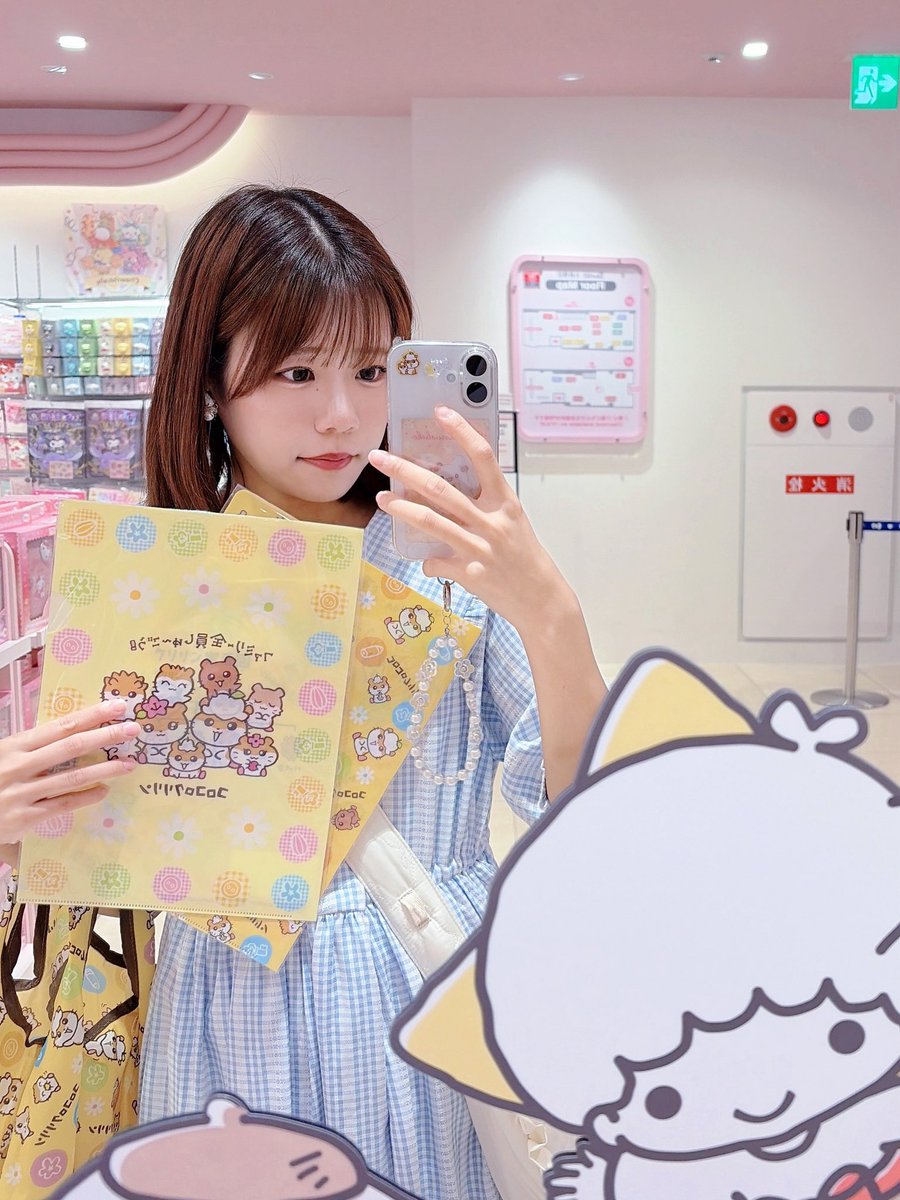 mlfr_himari's tweet photo. はじめましてっ🌻⋆.*
大阪拠点でお姫様コンセプト「 めるてぃふりる 」と言うアイドルとしてデビュー予定の「 花江ひまり 」ですっ .ᐟ.ᐟ
デビュー前なので、今からなら古参確定です🫶
SHOWROOM配信もリプ返も沢山してますっ♡.*･ﾟ

#大阪アイドル #推し不在 #推し迷子  #推し探し
の人おいで〜🐶 https://t.co/Vbc9zDICjE